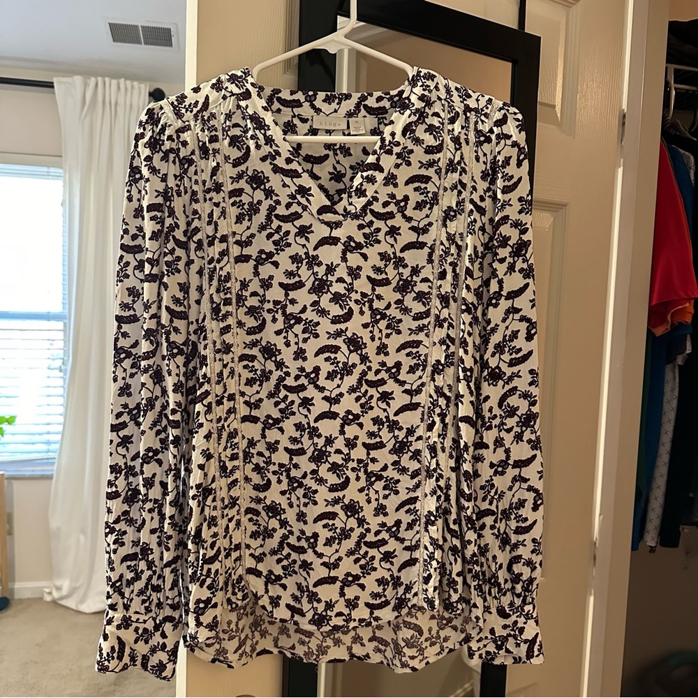 Hinge blouse